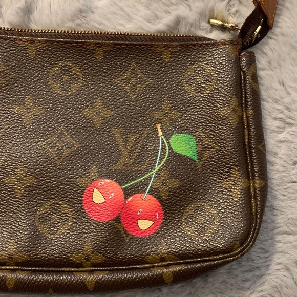 Louis Vuitton Handbags - 🍒HP🎉 Louis Vuitton x Takashi Murakami Cherry Bag